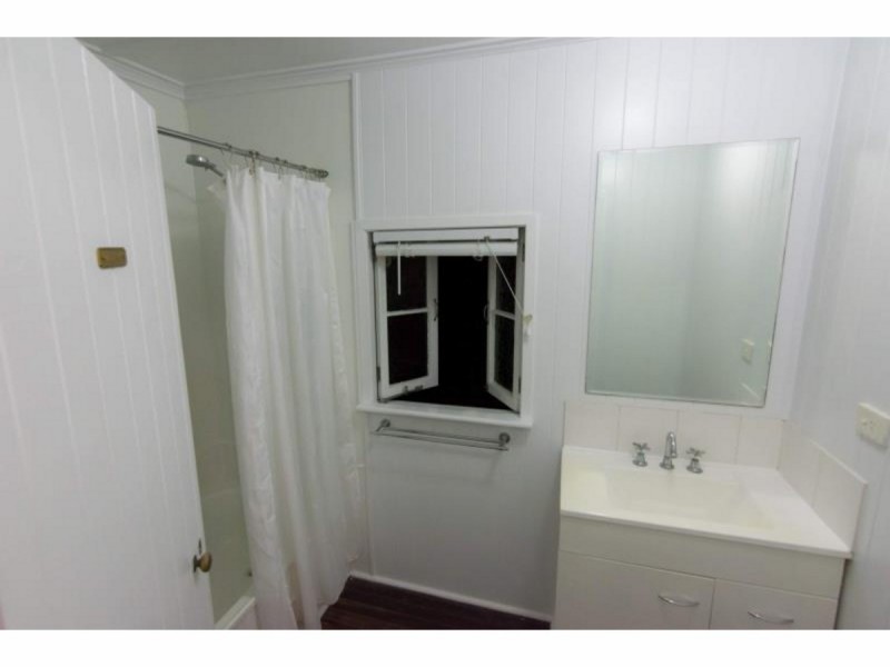 63 Woodville Street, Wandal QLD 4700